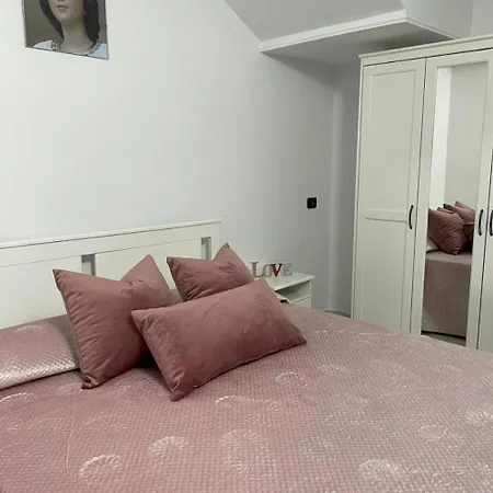 Aurora Appartement *